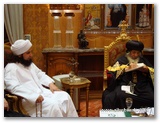 قداسة البابا يهدي مجموعته الشعرية  إلى الحبيب الجفري